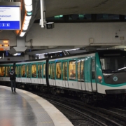 How to save money on public transport in Paris